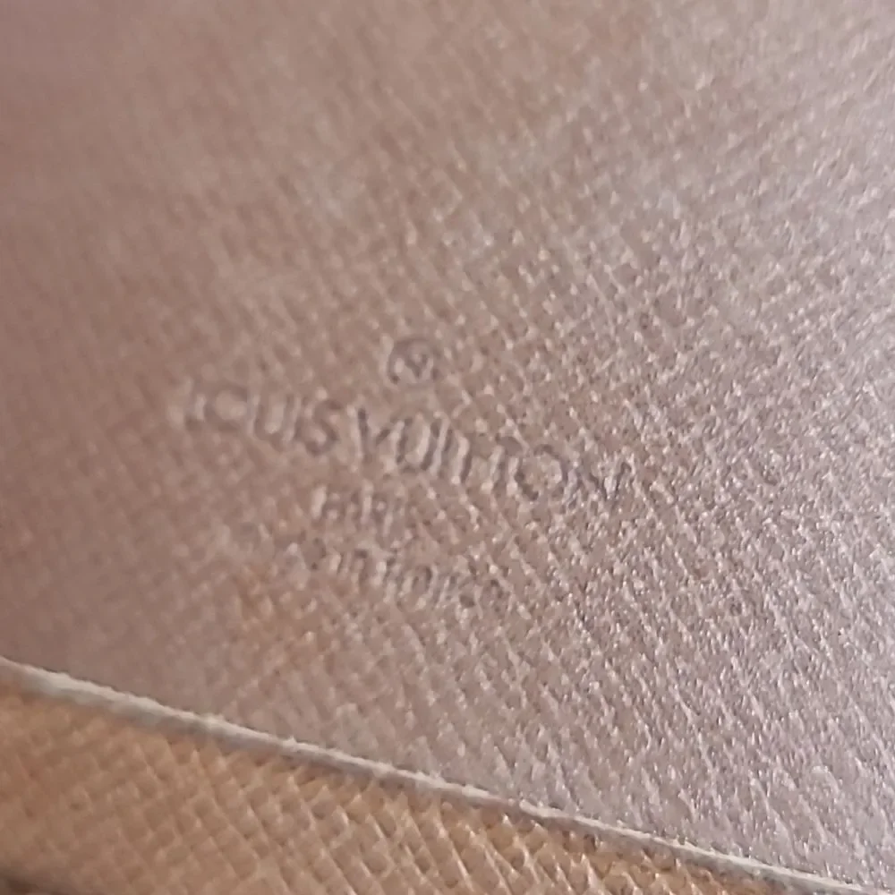 💯Authentic Louis Vuitton Monogram Card Holder🍀